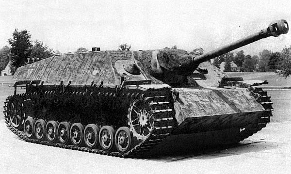 Иллюстрация к книге — «ЯгдТИГР» и другие истребители танков [_95.jpg]