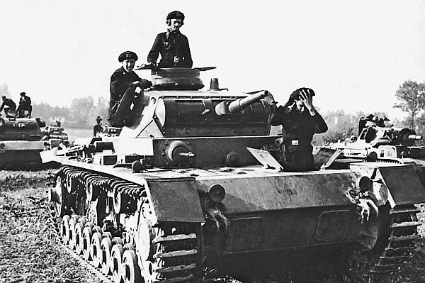 Иллюстрация к книге — Великая танковая война 1939 – 1945 [i_054.jpg]