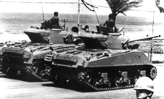Иллюстрация к книге — Израильские танки в бою [i_012.jpg]