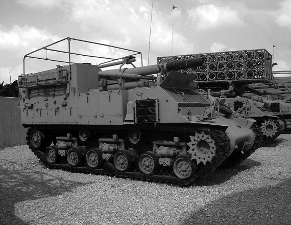 Иллюстрация к книге — Израильские танки в бою [i_017.jpg]