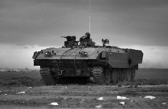 Иллюстрация к книге — Израильские танки в бою [i_032.jpg]