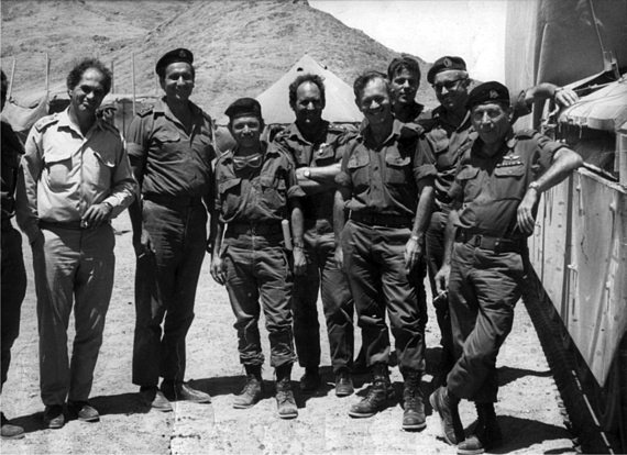 Иллюстрация к книге — Израильские танки в бою [i_043.jpg]