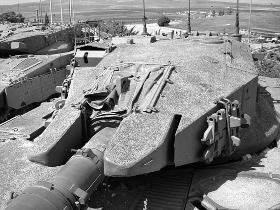 Иллюстрация к книге — Израильские танки в бою [i_048.jpg]