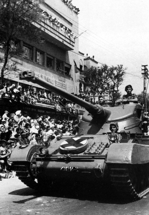 Иллюстрация к книге — Израильские танки в бою [i_077.jpg]