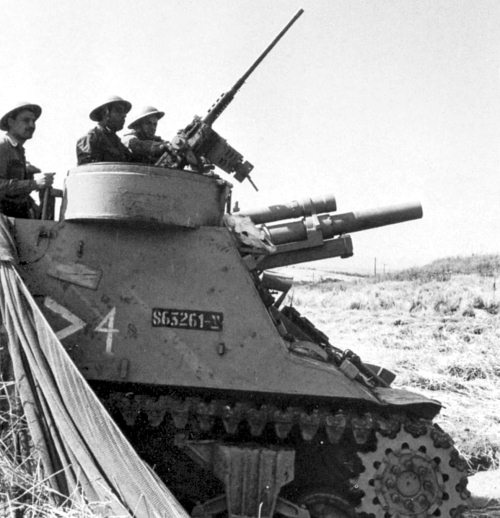 Иллюстрация к книге — Израильские танки в бою [i_087.jpg]