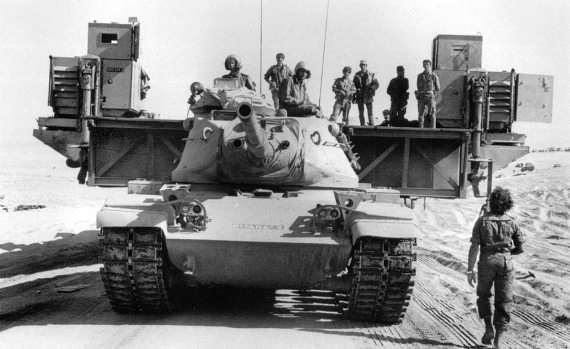 Иллюстрация к книге — Израильские танки в бою [i_122.jpg]