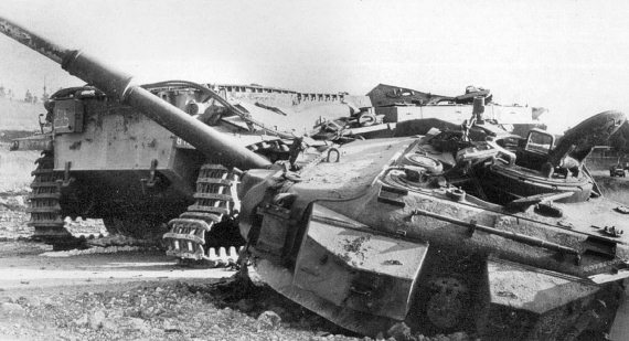 Иллюстрация к книге — Израильские танки в бою [i_132.jpg]