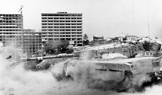 Иллюстрация к книге — Израильские танки в бою [i_136.jpg]