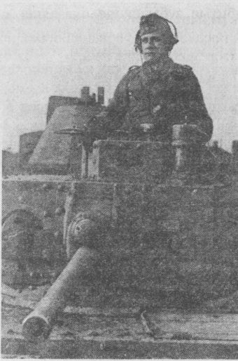 Иллюстрация к книге — Немецкие танки в бою [i_096.jpg]