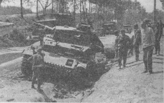 Иллюстрация к книге — Немецкие танки в бою [i_125.jpg]