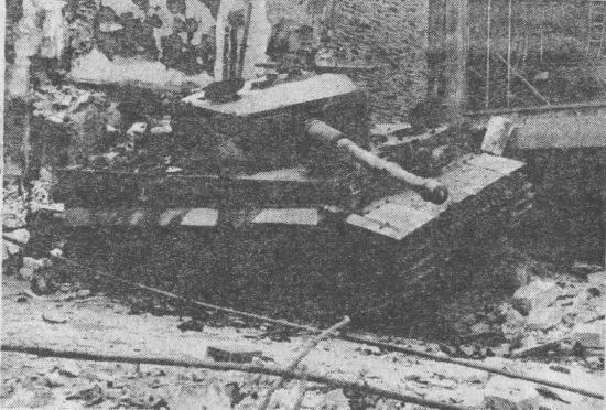 Иллюстрация к книге — Немецкие танки в бою [i_179.jpg]