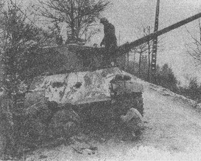 Иллюстрация к книге — Немецкие танки в бою [i_195.jpg]