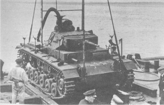 Иллюстрация к книге — Немецкие танки в бою [i_211.jpg]