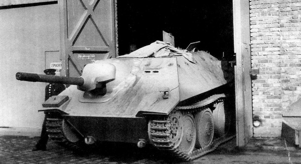 Иллюстрация к книге — Славянская броня Гитлера [i_147.jpg]