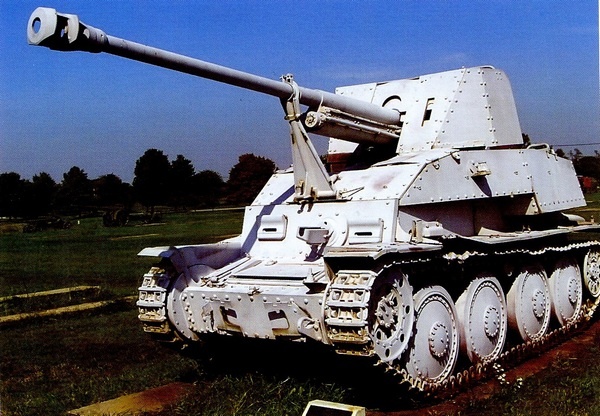 Иллюстрация к книге — Славянская броня Гитлера [i_190.jpg]