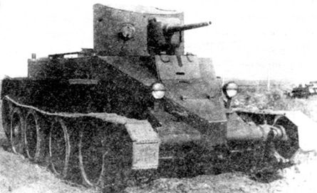 Иллюстрация к книге — Советские танки в бою. От Т-26 до ИС-2 [i_054.jpg]