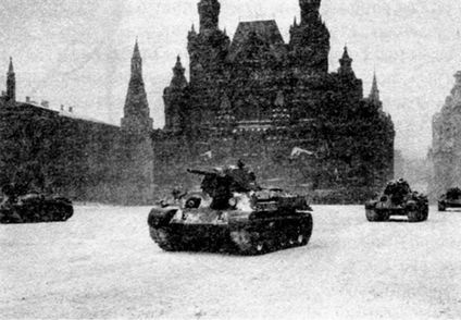 Иллюстрация к книге — Советские танки в бою. От Т-26 до ИС-2 [i_120.jpg]