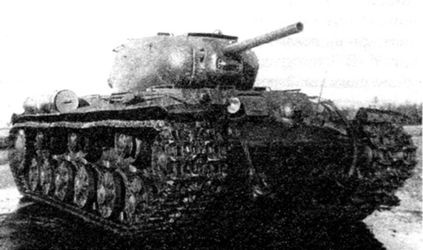 Иллюстрация к книге — Советские танки в бою. От Т-26 до ИС-2 [i_141.jpg]