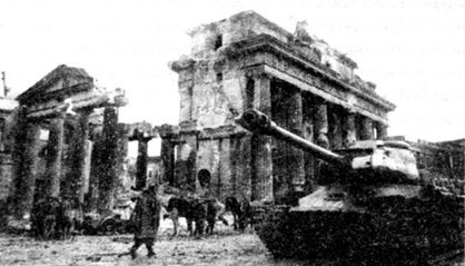 Иллюстрация к книге — Советские танки в бою. От Т-26 до ИС-2 [i_161.jpg]