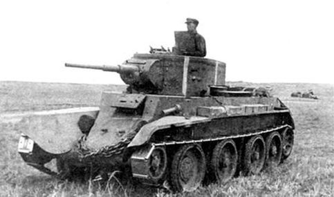 Иллюстрация к книге — Советские танки в бою. От Т-26 до ИС-2 [i_175.jpg]