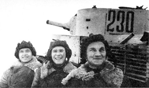 Иллюстрация к книге — Советские танки в бою. От Т-26 до ИС-2 [i_180.jpg]