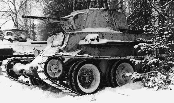 Иллюстрация к книге — Танковые асы Второй Мировой [i_025.jpg]