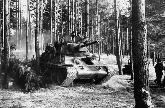 Иллюстрация к книге — Танковые асы Второй Мировой [i_115.jpg]