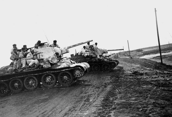 Иллюстрация к книге — Танковые асы Второй Мировой [i_126.jpg]