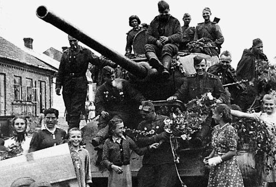 Иллюстрация к книге — Танковые асы Второй Мировой [i_137.jpg]