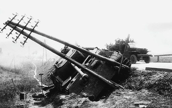 Иллюстрация к книге — Танковые асы Второй Мировой [i_145.jpg]