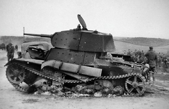 Иллюстрация к книге — Танковые асы Второй Мировой [i_207.jpg]