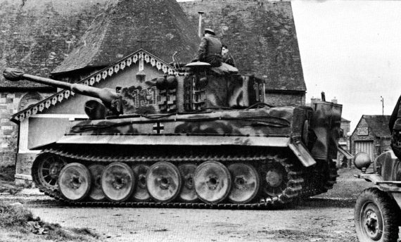 Иллюстрация к книге — Танковые асы Второй Мировой [i_233.jpg]