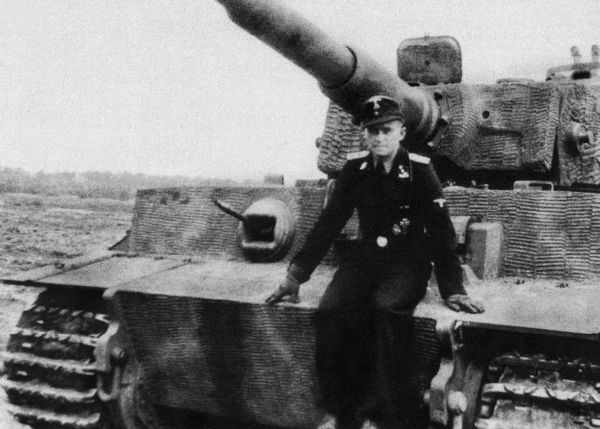 Иллюстрация к книге — Танковые асы Гитлера [i_009.jpg]