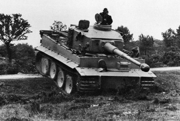 Иллюстрация к книге — Танковые асы Гитлера [i_022.jpg]