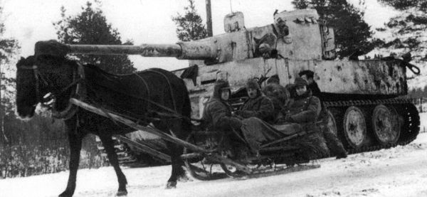 Иллюстрация к книге — Танковые асы Гитлера [i_043.jpg]