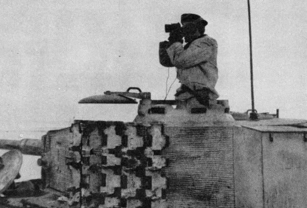 Иллюстрация к книге — Танковые асы Гитлера [i_045.jpg]