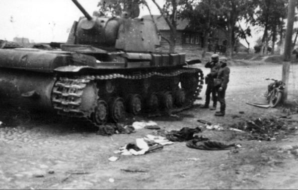 Иллюстрация к книге — Танковые асы Гитлера [i_056.jpg]