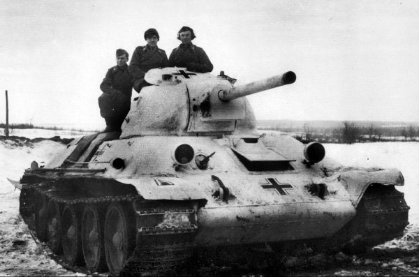 Иллюстрация к книге — Танковые асы Гитлера [i_102.jpg]