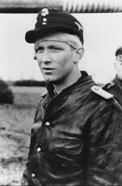 Иллюстрация к книге — Танковые асы Гитлера [i_105.jpg]