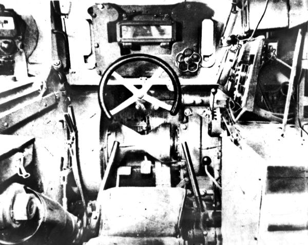 Иллюстрация к книге — Танковые асы Гитлера [i_140.jpg]