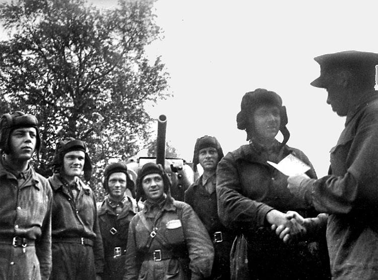 Иллюстрация к книге — Танковые асы Сталина [i_081.jpg]