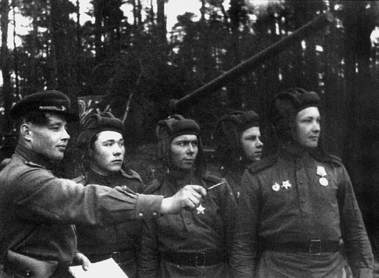 Иллюстрация к книге — Танковые асы Сталина [i_107.jpg]