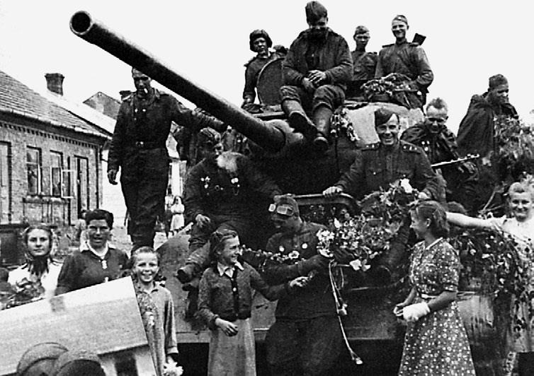 Иллюстрация к книге — Танковые асы Сталина [i_122.jpg]