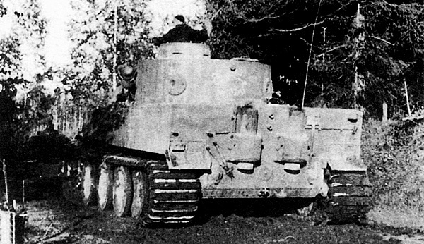 Иллюстрация к книге — Тяжелый танк «Тигр». Смертельное оружие Рейха [i_053.jpg]