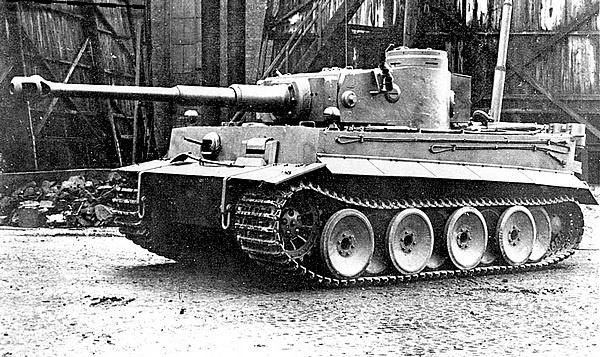 Иллюстрация к книге — Тяжелый танк «Тигр». Смертельное оружие Рейха [i_088.jpg]