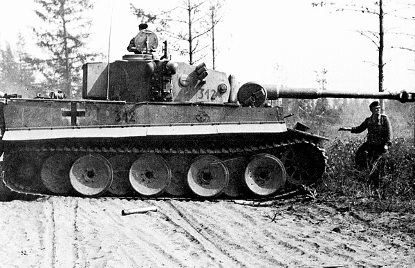 Иллюстрация к книге — Тяжелый танк «Тигр». Смертельное оружие Рейха [i_091.jpg]