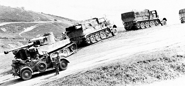 Иллюстрация к книге — Тяжелый танк «Тигр». Смертельное оружие Рейха [i_112.jpg]