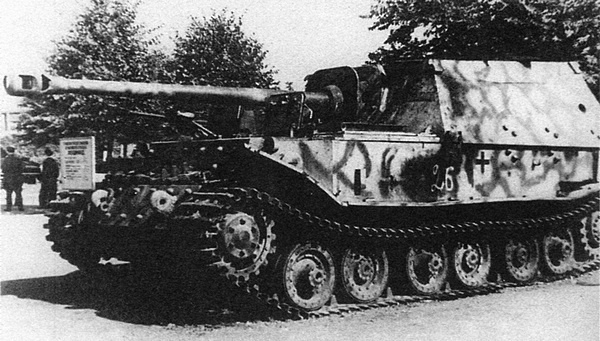 Иллюстрация к книге — Тяжелый танк «Тигр». Смертельное оружие Рейха [i_174.jpg]