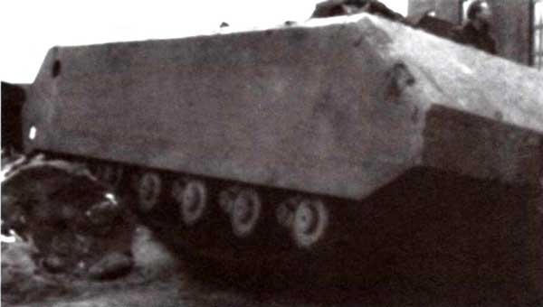 Иллюстрация к книге — «Маус» и другие. Сверхтяжелые танки Второй Мировой [i_043.jpg]