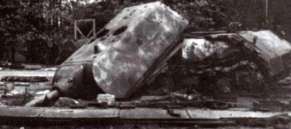 Иллюстрация к книге — «Маус» и другие. Сверхтяжелые танки Второй Мировой [i_082.jpg]